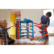 HWSuperMegaGarajMattel