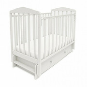 126001КроватьдетскаяБерёзкаспопер.ипрод.маятникомиящиком(автостенка,накладкаПВХ,белый)Размерложа1200х600ммбелый