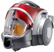 "VacuumcleanerLGVK88504HUG,2000Wpowerconsumption,420Wsuctionpower,1,2Ldustcontainercapacity,Hepa14,Normal/Carpetbrush,crevicenozzle,activeturbobrush,red"