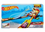 HotWheelsSetLaunchAcrossChallenge