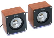 BoxeAC-01CU(Мощность:4W,питание:USBW,цвет:деревоbuc.,Типматериала:MDFtip)