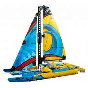 RacingYachtLEGO