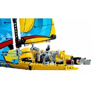 RacingYachtLEGO