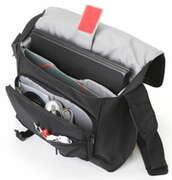 DicotaN25868PDeeMessenger14"-16.4"black