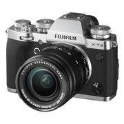 FujifilmX-T3+FujinonXF18-55mmF2.8-4RLMOISBlack,26.1Mpix,23.5mm?15.6mm(APS-C)X-TransCMOS4;ISO51200;UHD4K/60fps10bitVideo;425-pointhybridAFSystem;X-ProcessorPro4Engine;JPEG(ExifVer2.3),RAW+JPEG;WI-FI&BluetoothVer.4.2
